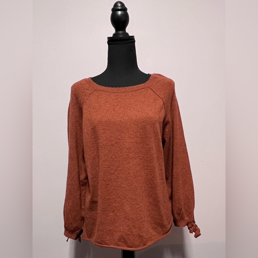 DEMOCRACY Rust SWEATER Scallop SHIMMER Bows